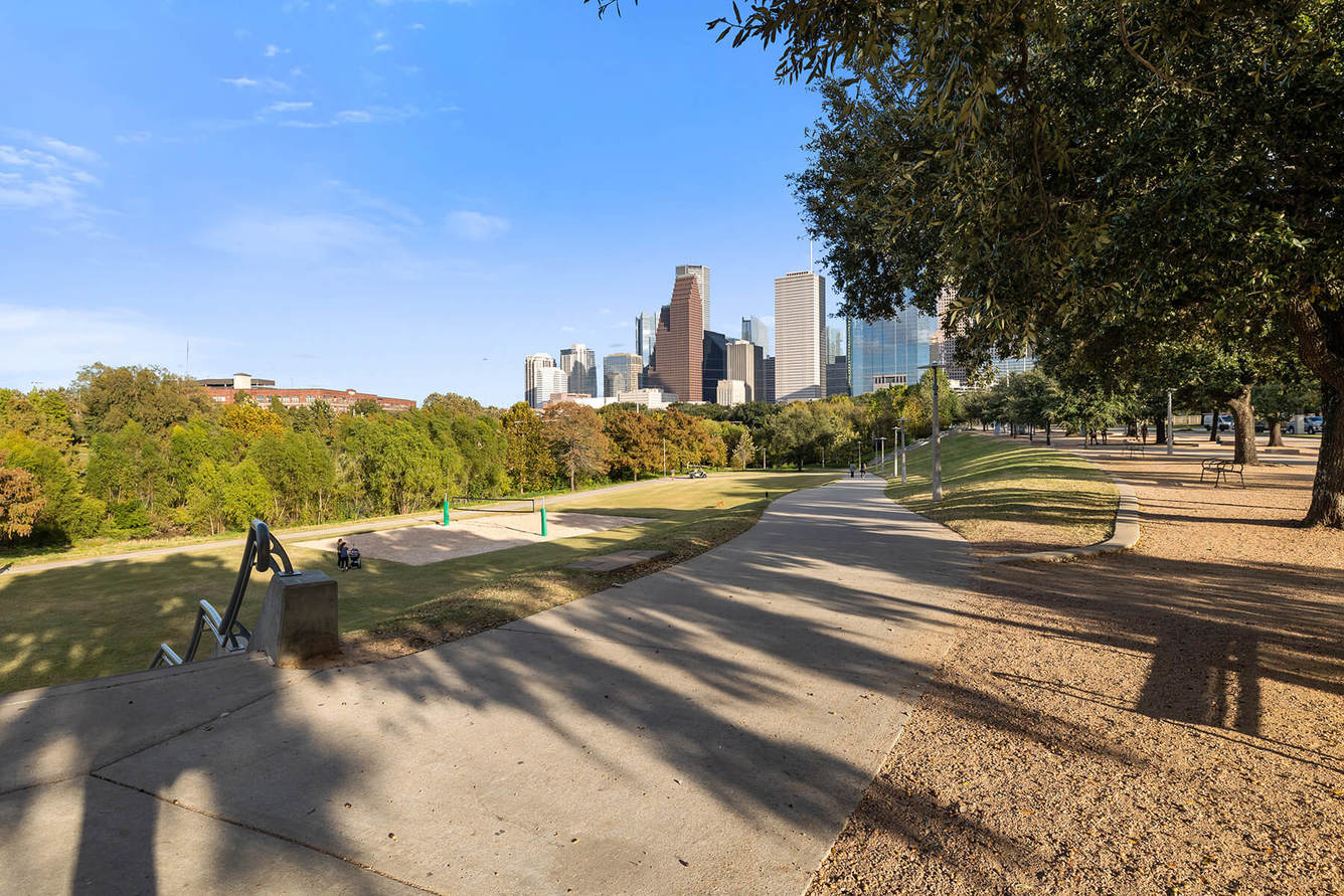 Downtown Houston, TX Apartments | 1810 Main Apartments
