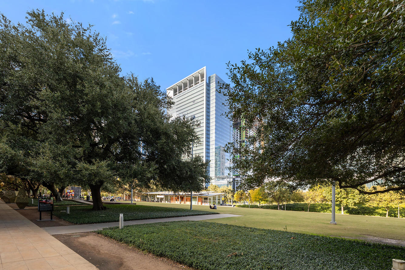 Downtown Houston, TX Apartments | 1810 Main Apartments