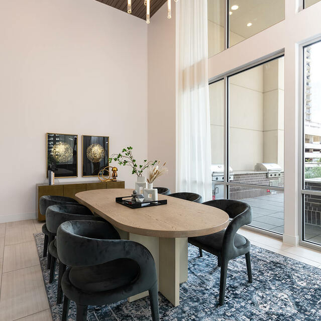 Studio3 Bedroom Apartments in Downtown Houston TX